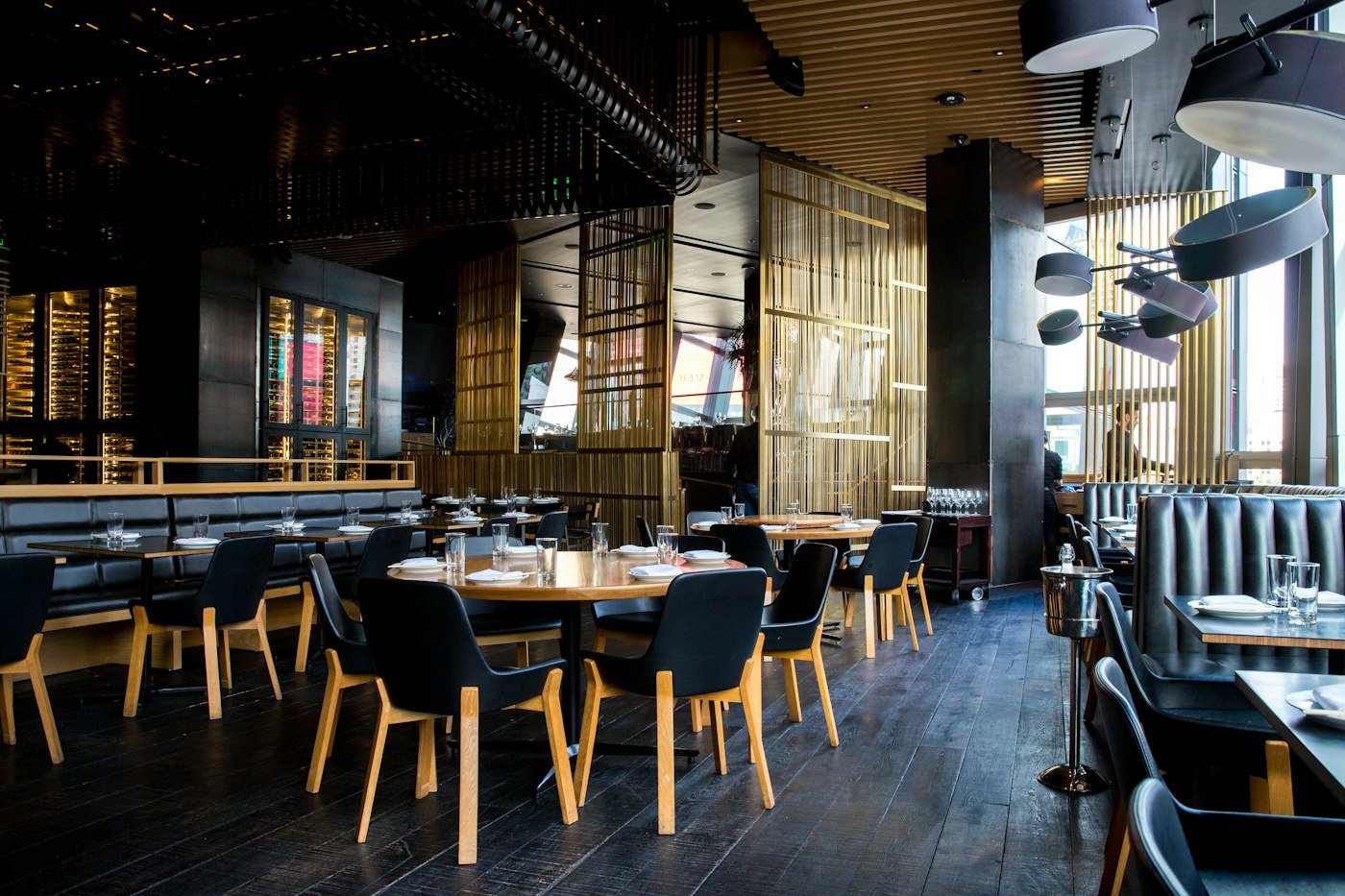 Interior de restaurant, fotografie generică pentru colaborări