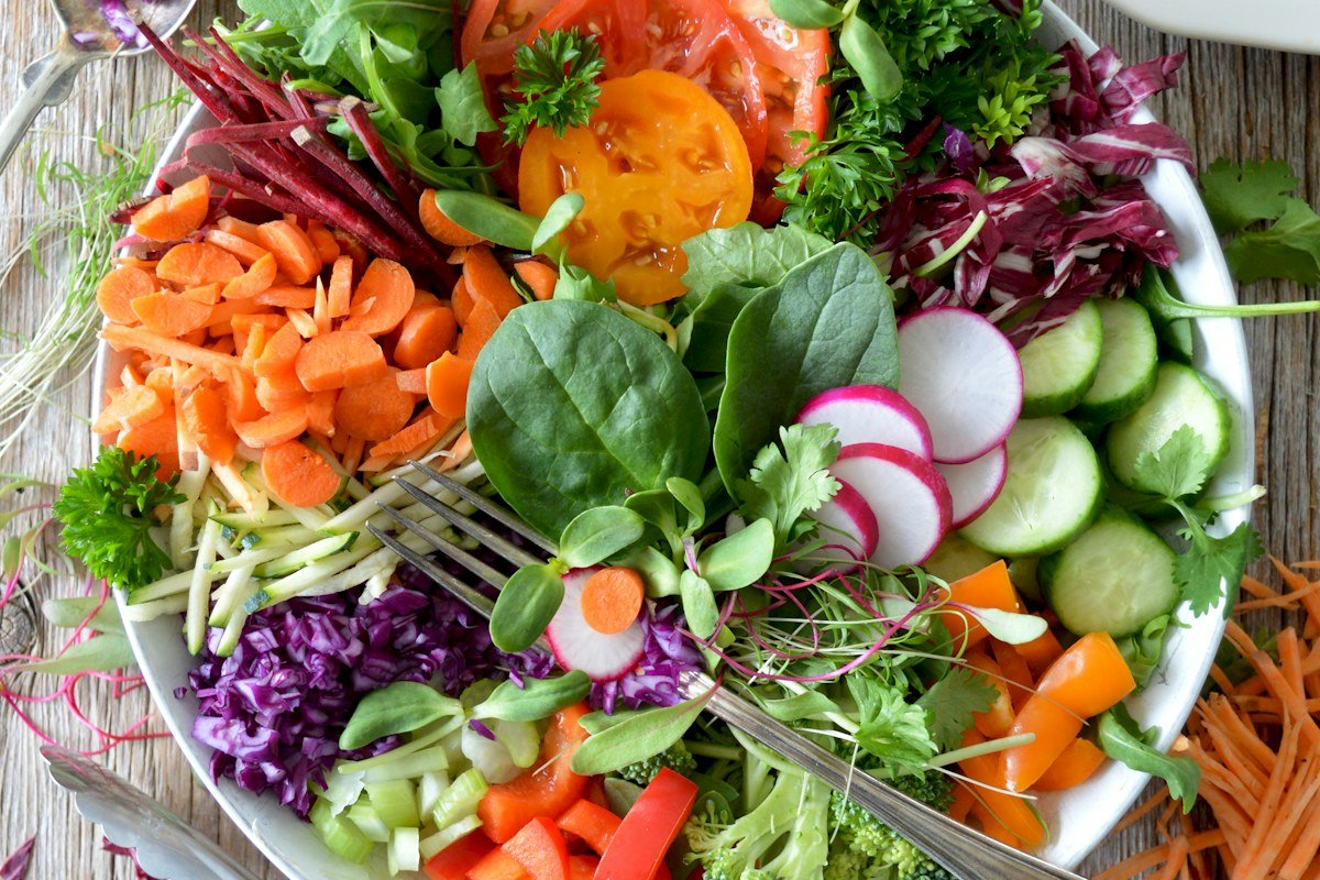 Imagine ilustrativă cu ingrediente vegetale pentru ghidul Timișoara